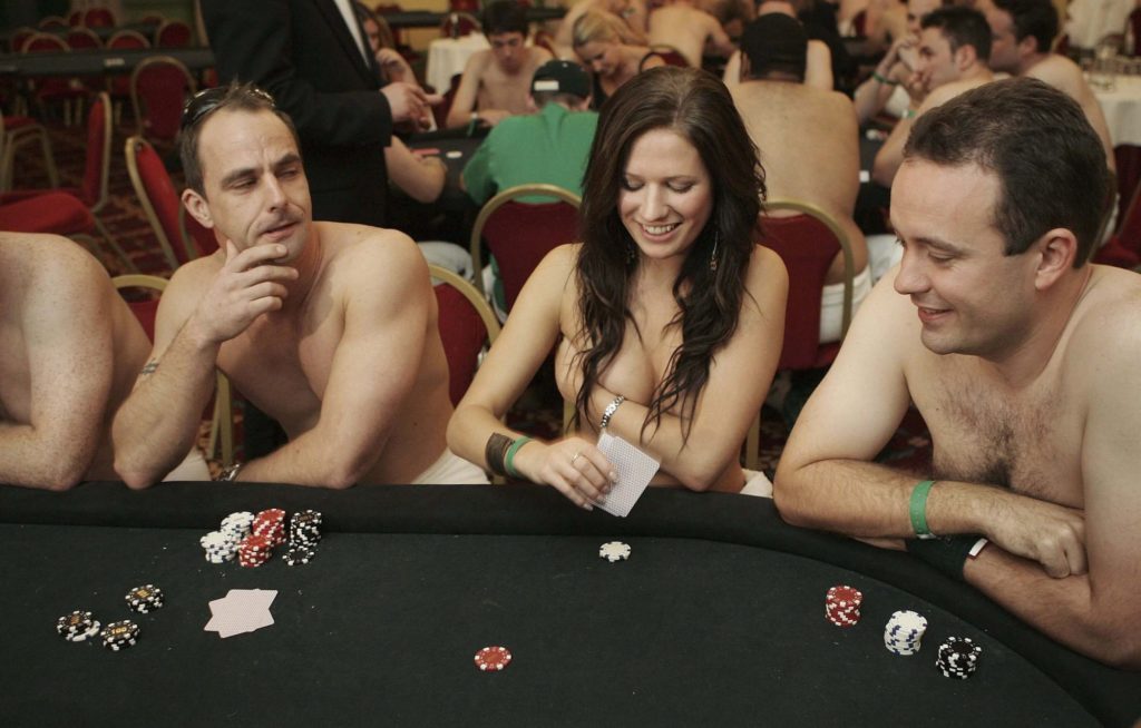 How to Play Strip Poker The Rules and Guides explained photo