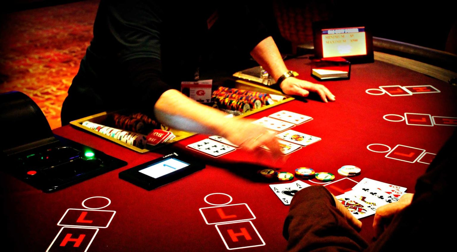 Pai Gow Poker | Learn how to play - The Ultimate Guide